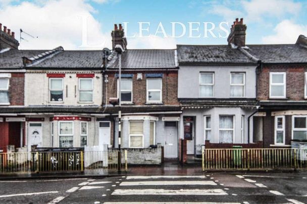 Bedroom - Reception - Dallow Road - Newly Refurbished Throughout, LU1 - Photo 1