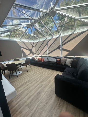 8 Bed Bungalow, Harlaxton Drive, NG7 - Photo 2