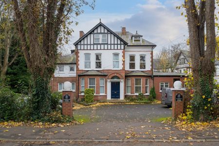 'Magnolia House' Flat 5, 17 Kings Road, Belfast, BT5 6JF - Photo 2