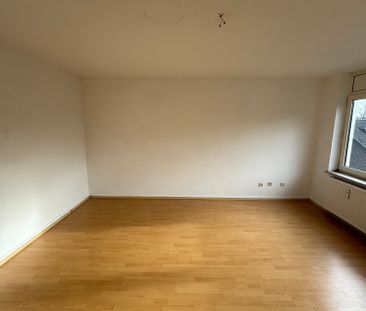 Gut geschnittene 3-Zimmer-Wohnung mit Balkon zu vermieten! - Foto 1