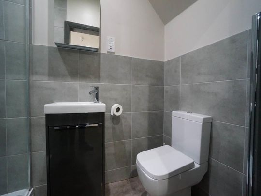 Studio 203, 259 High Street - Photo 1