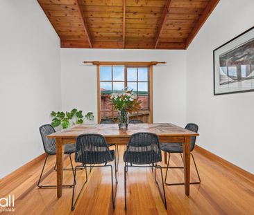 Charming Sandy Bay Home - Available for a 6-Month Lease - Photo 6