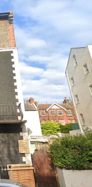 1 bedroom flat to rent - Photo 1