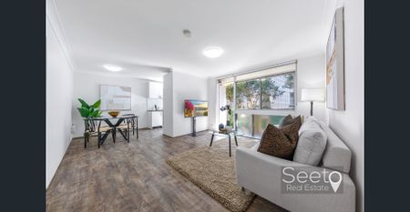 North-Facing | Renovated Apartment and Just 2 Mins to Station - Photo 3