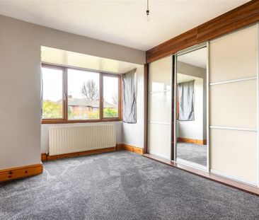 2 bedroom semi-detached house to rent - Photo 3