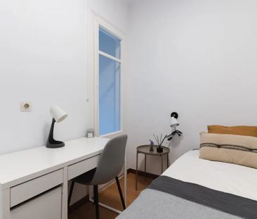 Carrer de Vallseca, Barcelona, Catalonia 08024 - Photo 3