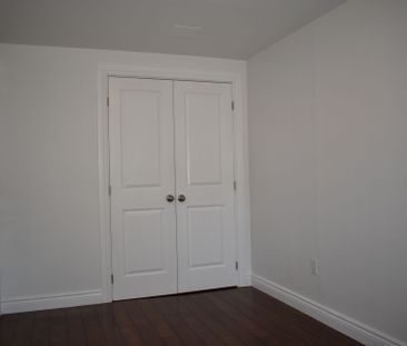 For Lease - 34 Barry Street, St. Catharines, Ontario - Photo 4