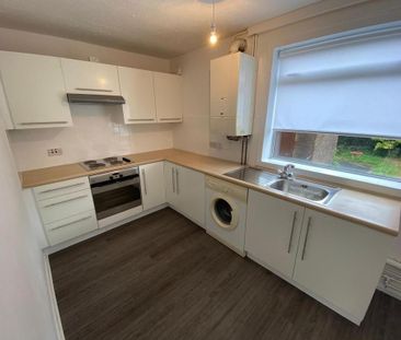 2 bedroom apartment to rent - Photo 2