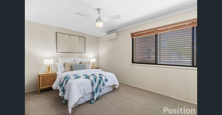 UNFURNISHED- MODERN EXECUTIVE TOWNHOUSE - Photo 2