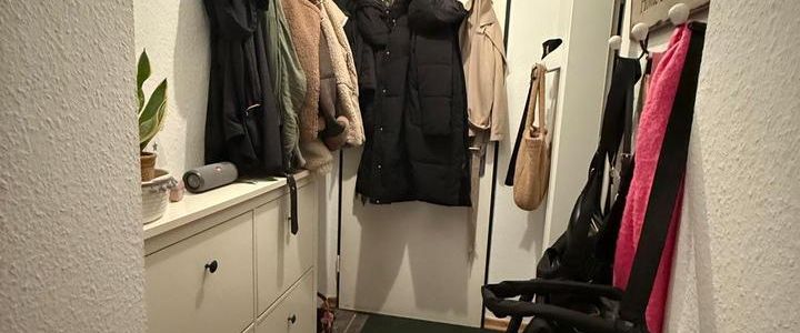 Freundliche 1,5-Zimmer-Wohnung mit Terrasse und EBK in Neustadt - Photo 1