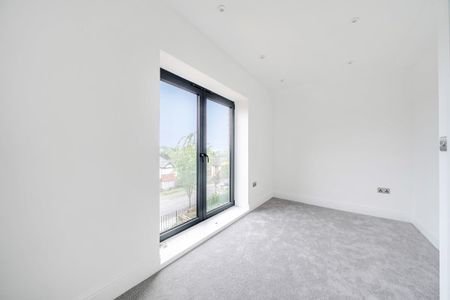 3 bedroom town house to rent - Photo 3