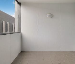 One Bedroom Unit in Arena Building - Photo 6