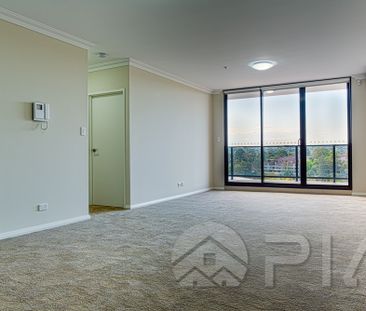 Luxury one bedroom Apartment include Gas and electrical bills. - Photo 3