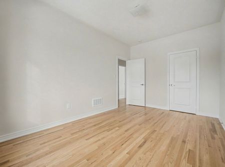 For Lease - 396 Kennedy Circle, Milton, Ontario - Photo 5