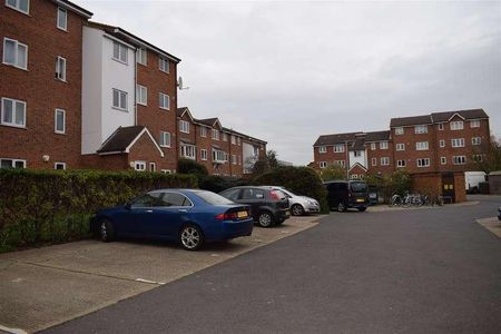 Newlands House, John Williams Close, Surrey Quays, SE14 - Photo 5