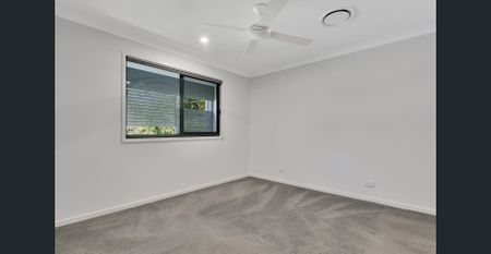 Spacious Townhouse in the Heart of Samford Village - Photo 3