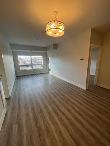 Second Floor at SoHo Kelowna! - Photo 3