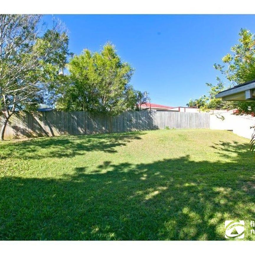 19 Stanway Crescent, 4161, Alexandra Hills Qld - Photo 2