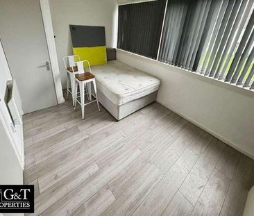 Greenlawns, St. Marks Road, Tipton, DY4 - Photo 1