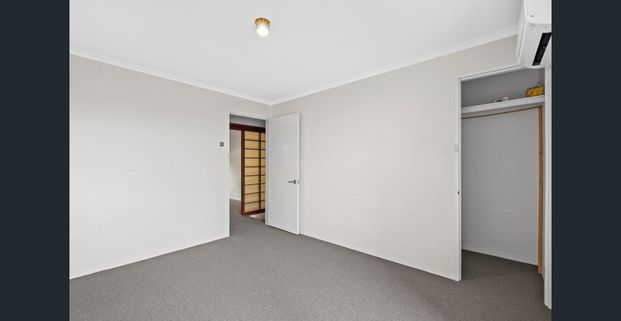 Low maintenance living in the heart of Victoria Park! - Photo 1