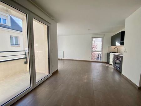 Location Appartement 3 pièces 68m² ORLEANS 45000 - Photo 2