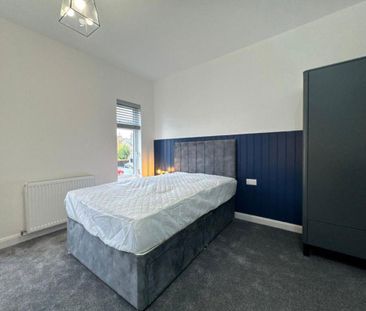 1 bedroom in a house share to rent - Photo 4