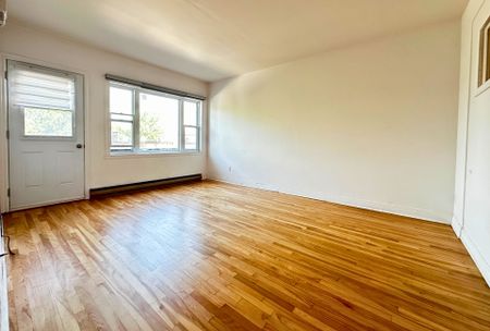 430 Rue St Jacques, Montréal (Lachine), QC H8R - Photo 2