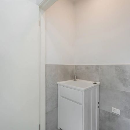 Two Bedroom Granny Flat! - Photo 5