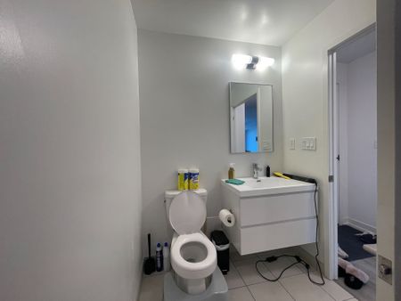 For Lease - 38 Simcoe Promenade Unit# 511, Markham, Ontario - Photo 3