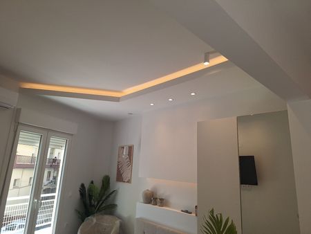 Studio/Γκαρσονιέρα για ενοικίαση Ρήγα Φεραίου (Νεάπολη) - Photo 2