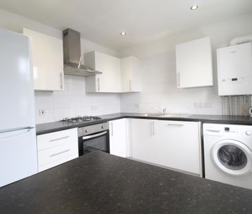 2 bedroom flat to rent - Photo 6