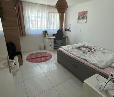 5.5 Zimmer, 160 m², 3. Stock - Photo 3