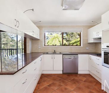 FABULOUS TRANQUIL FAMILY HAVEN - Photo 2