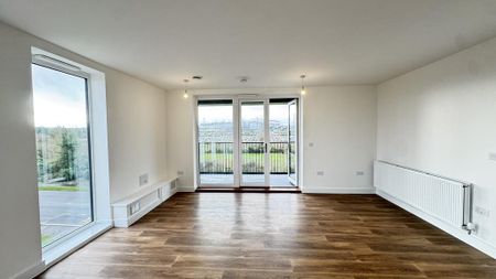2 bedroom flat to rent - Photo 2