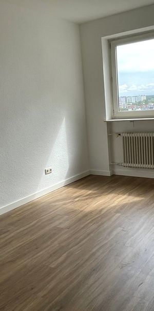 Sanierte 1 1/2 Zimmerwohnung mit Balkon - Photo 1
