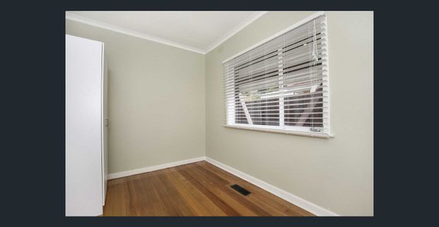 Three bedroom home in the heart of Lalor - Photo 1