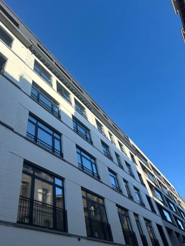 Nice unfurnished studio with a sleeping area and a terrace - Photo 5