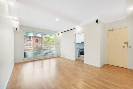 9/13 Wheatleigh Street, Crows Nest - Photo 3