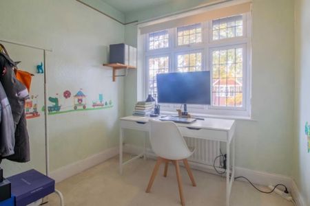 3 bedroom detached house to rent - Photo 5