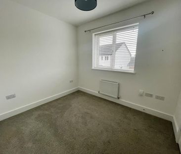 3 bedroom semi-detached house to rent - Photo 6