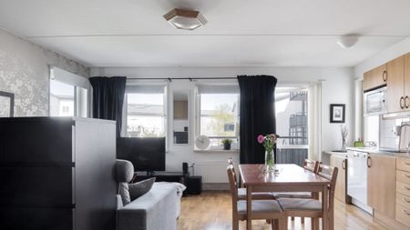 Munkhättevägen, Tumba - Photo 3