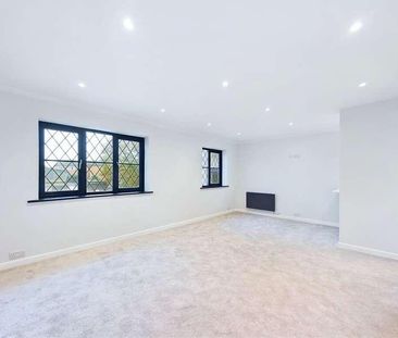 Bell Lane, Princes Risborough, Buckinghamshire, HP27 - Photo 2