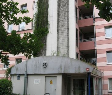 Individuelle 2-Zimmer-Wohnung mit einem fabelhaften Ausblick! - Foto 1