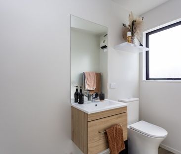 Partly furnished 2-bedroom home! - Photo 4