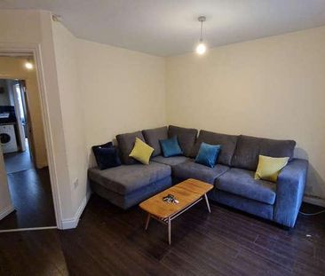 Dearden Street, Hulme, Manchester, M15 - Photo 2