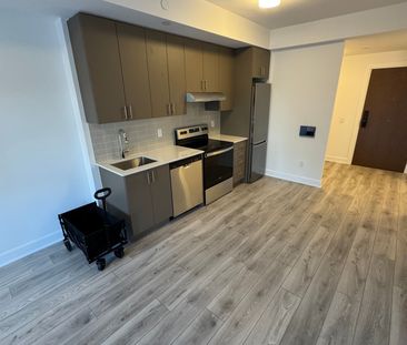 For Lease - 3240 William Coltson Avenue Unit# #217, Oakville, Ontario - Photo 4