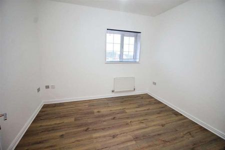 Castle Lodge Square, LS26 - Photo 4