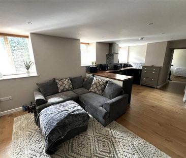 2 bedroom end of terrace house to rent - Photo 3