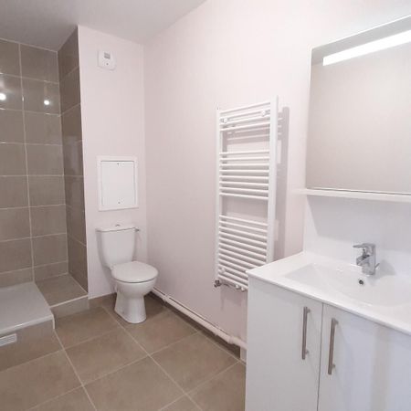 location Appartement T2 DE 38.5m² À NOISY LE GRAND - Photo 3