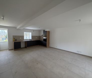 Location Maison 4 pièces 80m² POILLE SUR VEGRE 72350 - Photo 1